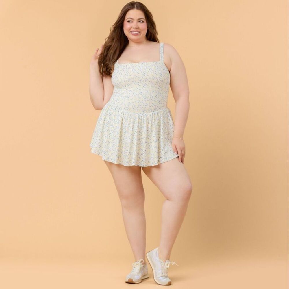Blogilates -  Women's Mommy & Me Princess Bow Back Dr White